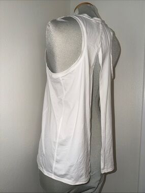 Lululemon white open back high neck tank 8